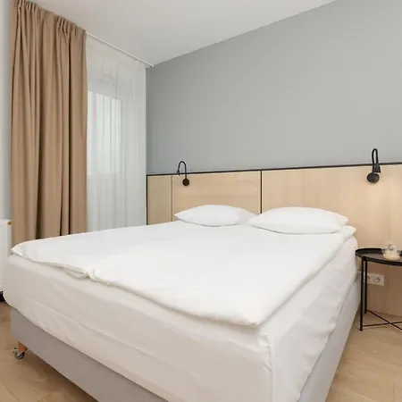 Comfy Studio Targowa Next To Pge Narodowy By Noclegi Renters Warschau Exterior foto