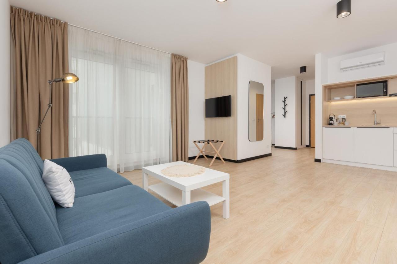 Apartment Comfy Targowa Next To Pge Narodowy By Renters Warsaw